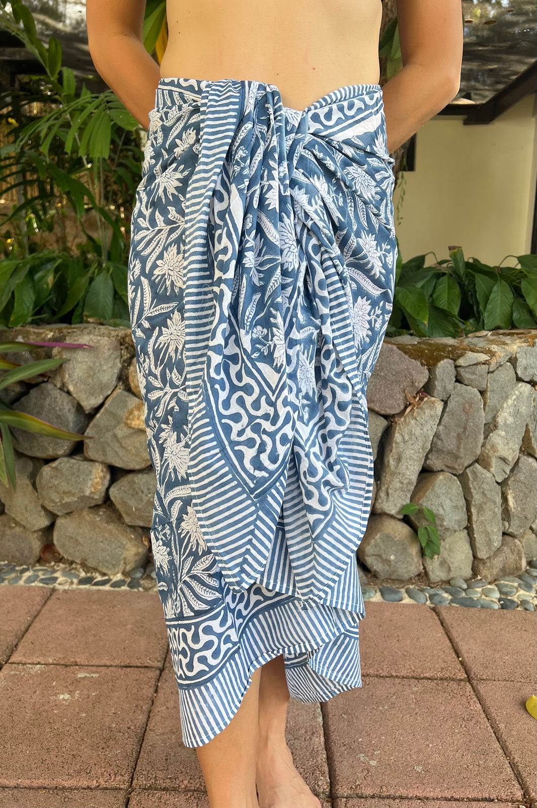 Coral Sunset Sarongs (Blue Pond  Flower)